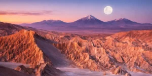 Colores irreales del Valle de la Luna en Atacama